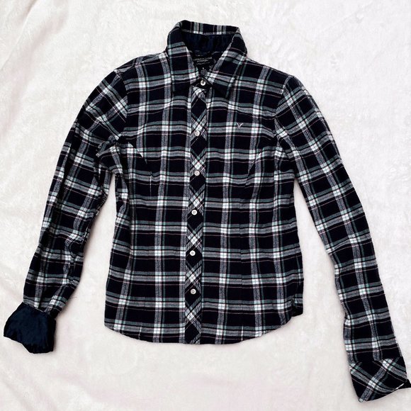 American Eagle Blue Button Up Plaid Shirt - Picture 2 of 8